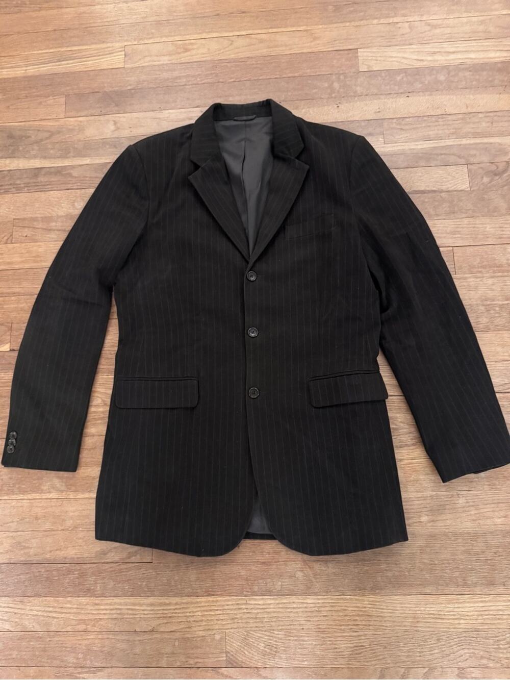 Banana Republic Men's Brown Pinstripe Blazer - Size 42L
 b18
